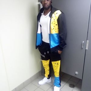 Meet your Posher, Dwayne